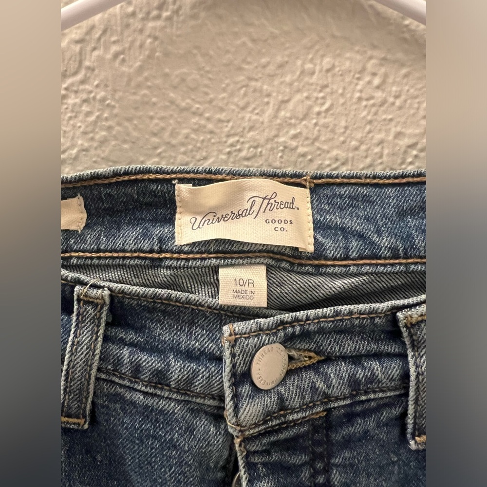 Woman Blue Jeans - Picture 6 of 7